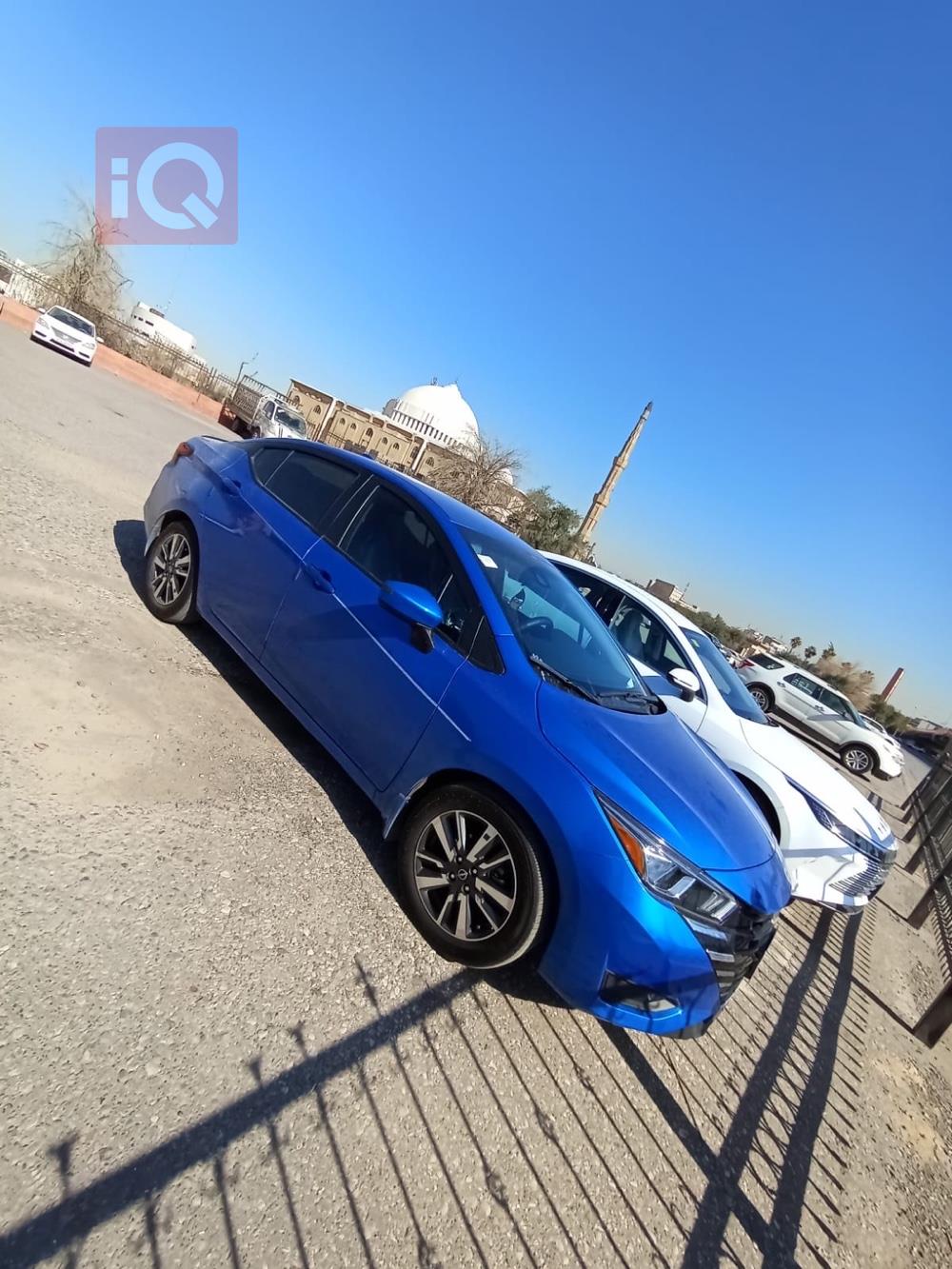 نيسان فيرسا